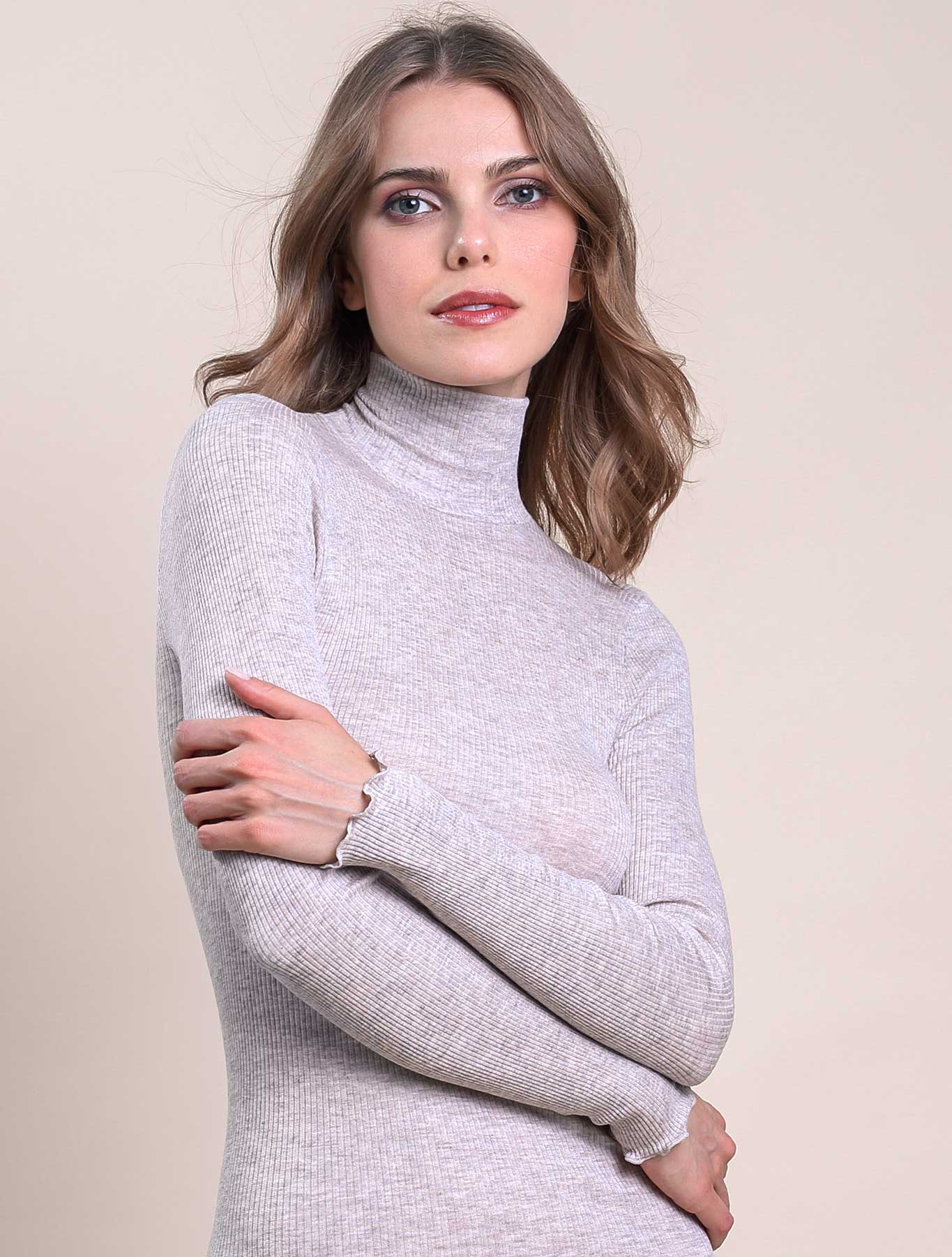 Lupetto Irene cashmere modal plissé colore noce